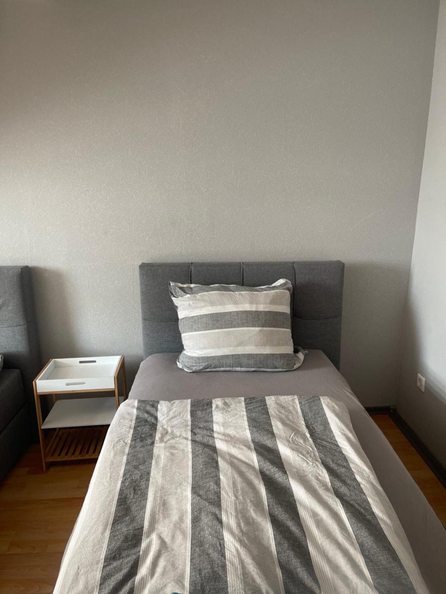 Apartment Gross 4 Zimmer Essen Exteriör bild